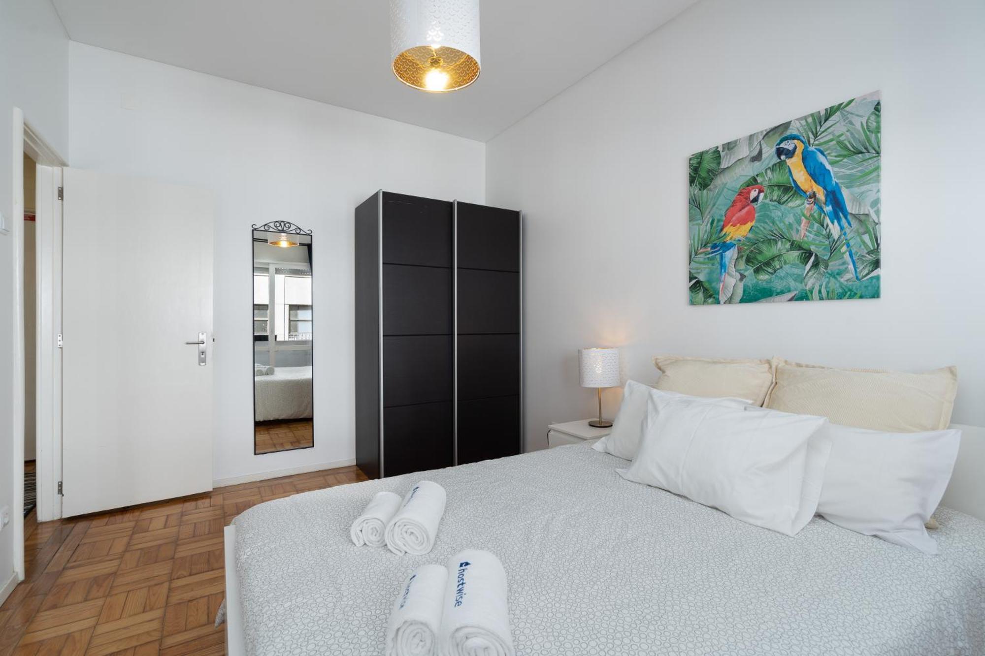 Sweet Flats With Netflix - Bolhao City Center Apartment Porto Room photo